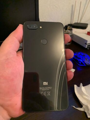 komputer monitor: Məhsul: Xiaomi Mi 8 Lite (Model: M1808D2TG) - Korpus: Şüşə arxa