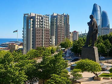binə əmlak: Yasamal rayonu, Elmlər metrosunun yaxınlığı, Nərimanov Heykəlinin — 9