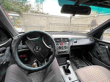 Mercedes-Benz C-Class: 1994 г., 1.8 л, Механика, Бензин, Седан
