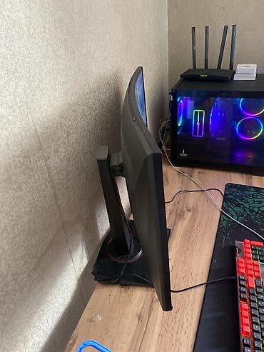 Техника и электроника: Игровой монитор ASUS 27" из линейки ROG с изогнутой матрицей — 1