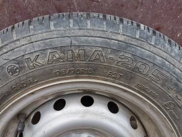 Gume i felne: Gume KAMA 205 dimenzija 175 70 R13 . Polovna, očuvana. Skinute sa — 3