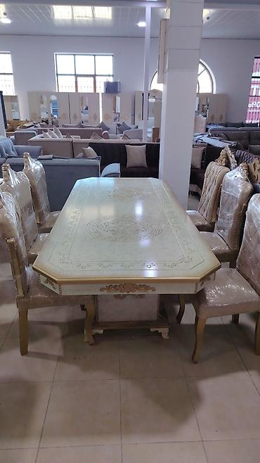 Masa və oturacaq dəstləri: Qonaq otağı üçün, Yeni, Açılmayan, Oval masa, 8 stul — 12