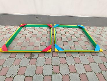 Песочницы: В наличии песочница для детей 
размеры 1.5 на 1.5 . 
Песочница — 7
