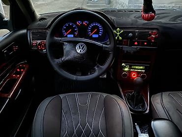 Volkswagen: Volkswagen Golf: 1999 г., 2 л, Механика, Бензин, Хэтчбэк — 16