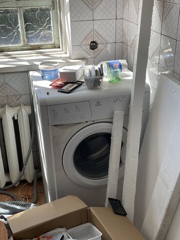 поко ф3 gt: Стиральная машина Indesit, Б/у, Автомат