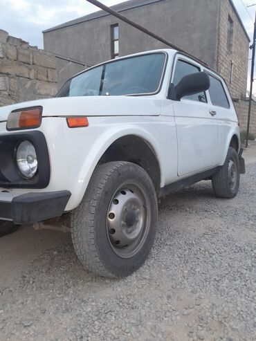 VAZ (LADA): VAZ (LADA) 4x4 Niva: 1.7 l | 2012 il 7500 km Sedan