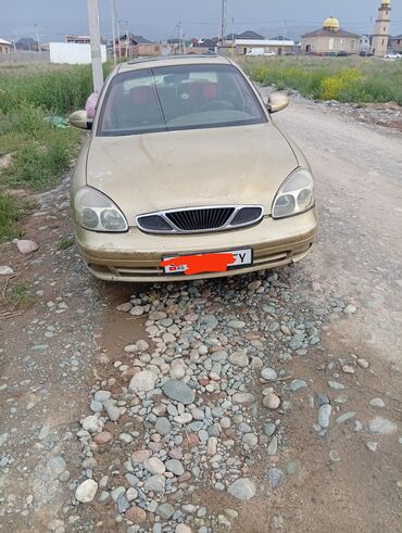 Daewoo: Daewoo Nubira: 2000 г., 1.6 л, Механика, Бензин