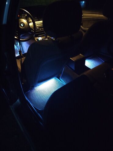 BMW: BMW 318: 2 l | 2004 il Sedan — 13