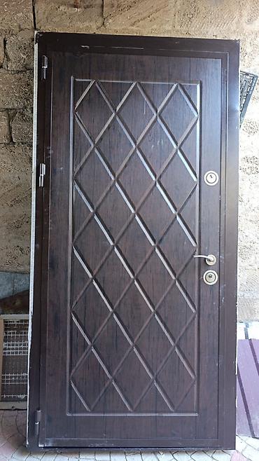 qapi paneli: Metall giriş qapısı – tünd qəhvəyi, rombvari relyef naxışlı panel — 2
