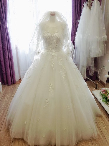 мерседес в 170 в Кыргызстан | Автозапчасти: Свадебное платье на прокат! Сидит идеально если у вас рост не выше