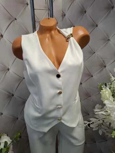 Kompleti: Komplet pantalone i prsluk 3900 — 6