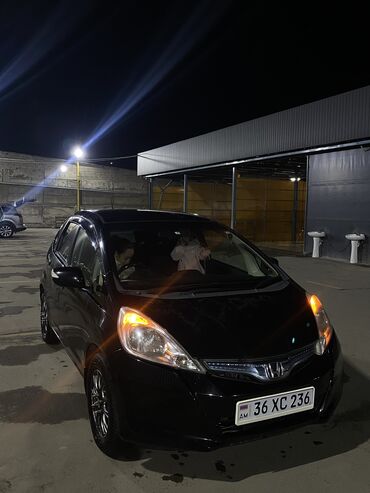 таблетка хонда фит: Honda Fit: 2011 г., 1.3 л, Автомат, Гибрид, Хэтчбэк