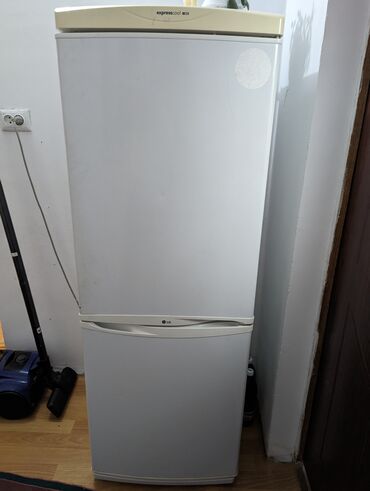 холодильник indezit: Холодильник Б/у, Двухкамерный, De frost (капельный), 55 * 151 * 55