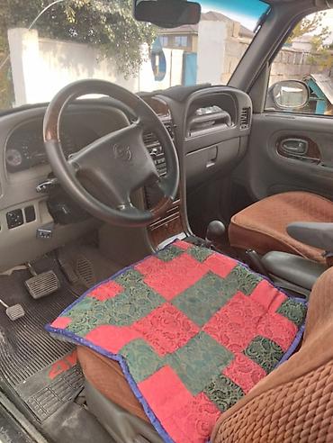 трёхдверный: Ssangyong Korando: 2001 г., 2.3 л, Механика, Дизель, Внедорожник — 4