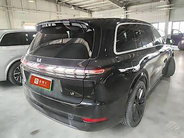 Lixiang: Lixiang L9: 2024 г., 1.5 л, Автомат, Гибрид, Внедорожник — 1