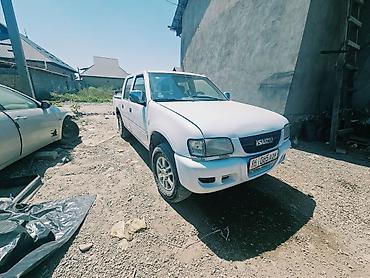 pickup: Isuzu Pickup: 2012 г., 2.4 л, Механика, Дизель, Пикап — 2