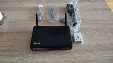 internet modemi: Wi-Fi router/modem ADSL2+ wireless N, D-Link router əla vəziyyətdədir;