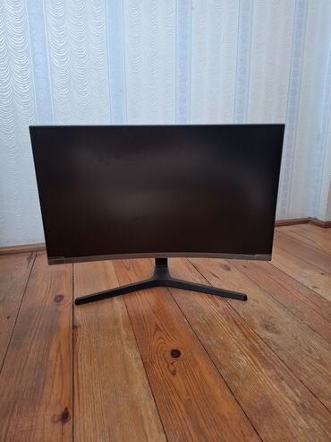 Настольные ПК и рабочие станции: Samsung və Hp monitor ikisi bir yerdə satılır. Samsung Modeli
