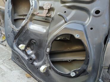 Avtomobil qapıları: Ford Fusion avtomobili üçün arxa sol qapı satılır, bütün cızıqlar və — 8