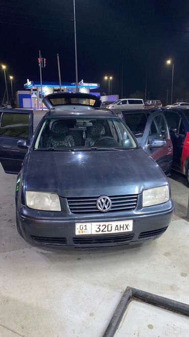 volkswagen passat автомобиль: Volkswagen Bora: 1999 г., 2.3 л, Механика, Бензин, Универсал