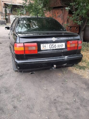 авто левый руль: Volkswagen Passat: 1994 г., 1.8 л, Механика, Газ, Седан