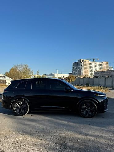 Lixiang: Lixiang L7: 2024 г., 1.5 л, Автомат, Гибрид, Кроссовер — 1