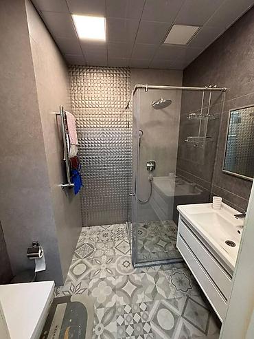 6 mkr: İcarəyə verilir 3 otaqlı yeni tikili 113 m², Ağ şəhər q. Kateqoriya — 9