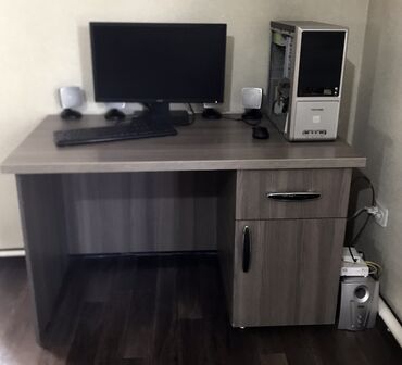 уличный стол: Продаю стол состояние отличное кресло 1 шт состояние отличное этажерка