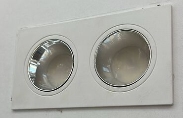 Döşəmə: Lampası dəyişilən 2li spotar. Ağ, Xrom və qızılı 5-7-9 vat 3000K -