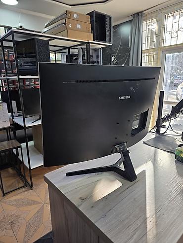 tab 2: Монитор, Samsung, Б/у, LED, 32" - 33" — 3