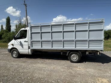 Легкий грузовой транспорт: Легкий грузовик, Mercedes-Benz, Стандарт at lalafo.kg Легкий грузовой транспорт: Легкий грузовик, Mercedes-Benz, Стандарт