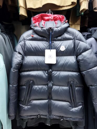 женский пуховик moncler: Мужская зимняя куртка размеры в наличии 48/50/54/56 цена со скидкой