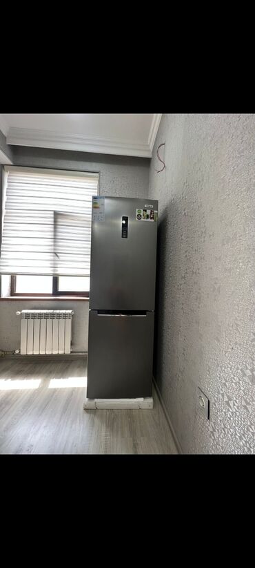 Soyuducular: 2 qapılı Soyuducu Satılır, rəng - Boz, Dolab içi
