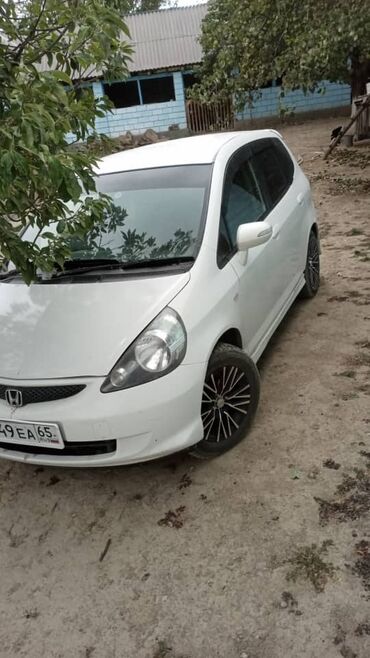 Honda: Honda Fit: 2006 г., 1.3 л, Вариатор, Бензин, Минивэн