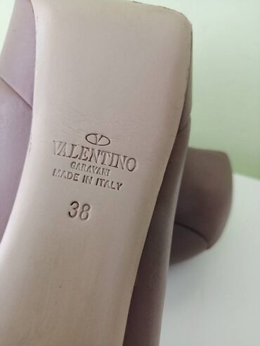 Γυναικεία είδη Υπόδησης: Αντλίες Valentino Garavani Rockstud Πολύ καλή κατάσταση, 100% — 8