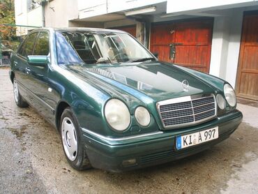 Used Cars: Mercedes-Benz E 200: 2 l | 2000 year Limousine