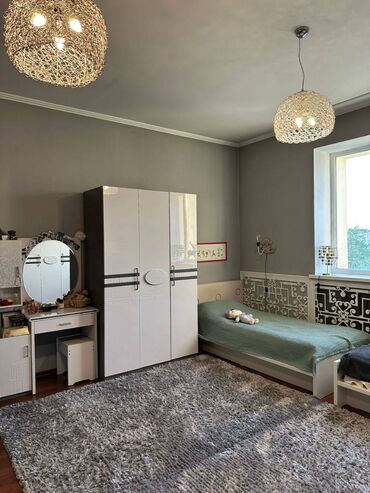 гостиница ошский рынок: 4 комнаты, 211 м², Элитка, 5 этаж, Евроремонт