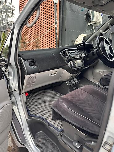 для гелика: Mitsubishi Space Gear: 2002 г., 3 л, Автомат, Бензин, Минивэн — 6