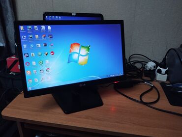 Monitorlar: Led Monitor LG Flatron Model: 19EN33S Ekran ölçüsü: 19 Wide Ekran — 5