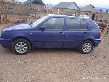 Volkswagen: Volkswagen Golf: 1994 г., 1.8 л, Механика, Бензин, Седан