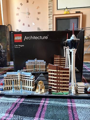 telepuzik oyuncaq: Orijinal LEGO Architecture 21047 Las Vegas satılır. Dəst yığılmış — 1