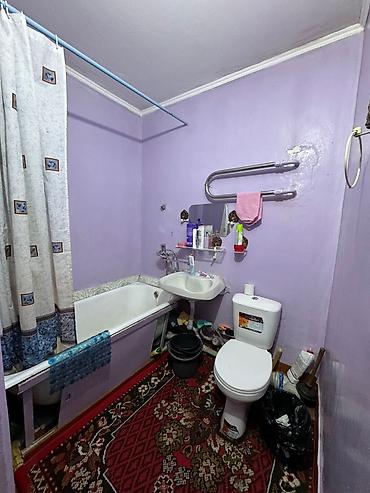 Продажа квартир: 2 комнаты, 43 м², 104 серия, 4 этаж at lalafo.kg — 9 Продажа квартир: 2 комнаты, 43 м², 104 серия, 4 этаж — 9