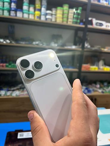 iphobe x: IPhone X — 2