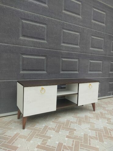 TV altlığı: Yeni, Künc Tv altlığı, Polkalı, Laminat, Azərbaycan — 18