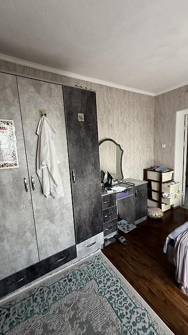 полки токмок: Спальный гарнитур в современном стиле (серо-графитовая гамма, имитация — 1