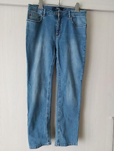 Другая женская одежда: Джинсы черные, синие, спортивные брюки, рубашки, свитера, блузки — 3