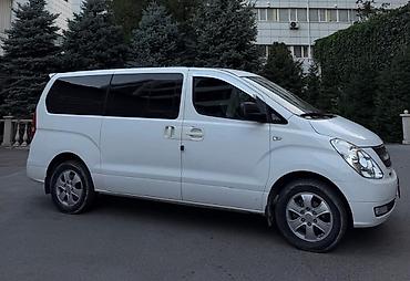 82 1: Hyundai H-1: 2015 г., 2.5 л, Автомат, Дизель, Минивэн — 2