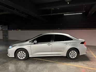 продажа гибридных автомобилей: Toyota Corolla: 2021 г., 1.8 л, Вариатор, Гибрид, Седан — 3