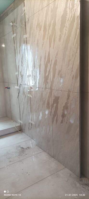 Укладка плитки: Подготовка стен для укладки, Подготовка стен для грунтовки, Резка плитки | Керамическая плитка, Керамогранитая плитка, Мозаичная плитка | Вертикальная укладка, Диагональная укладка, Горизонтальная укладка Больше 6 лет опыта — 2