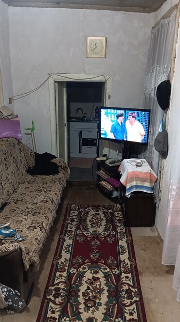 Anbar və emalatxanalar: Kohne Corat merkezden 100 addım aralıda 4 otaqlı ev satılır hec bir -da lalafo.az — 7 Anbar və emalatxanalar: Kohne Corat merkezden 100 addım aralıda 4 otaqlı ev satılır hec bir — 7